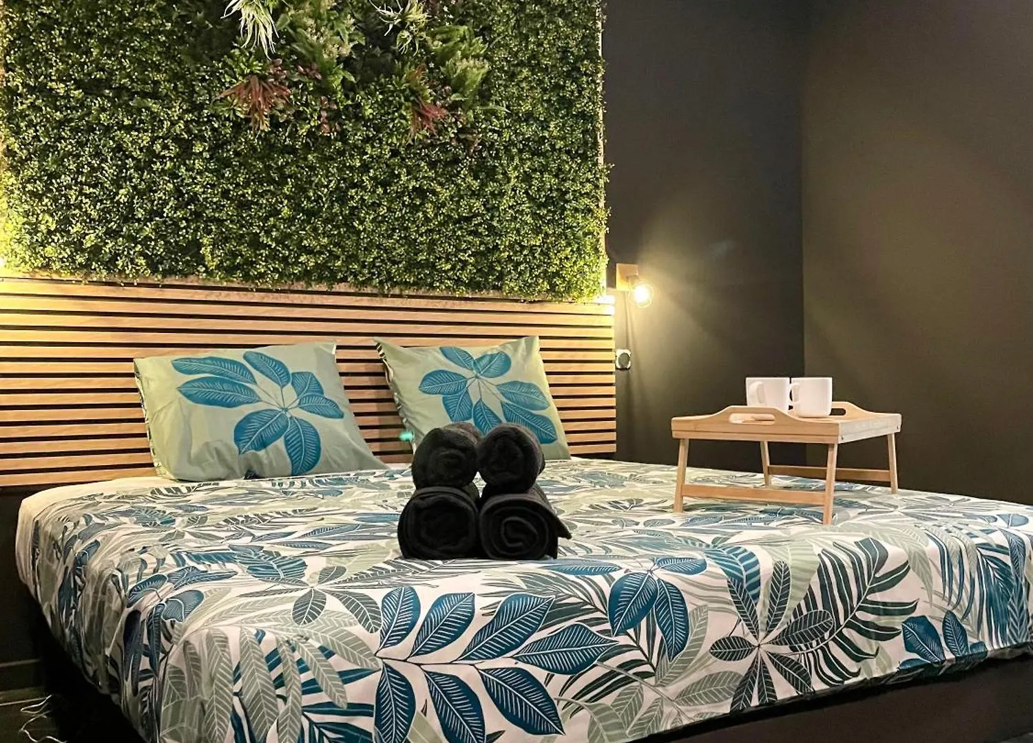 Jungle Love Room De L Hermitage Tournon-sur-Rhone France